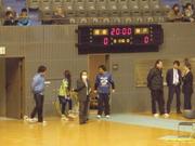 05_大熊タイツ破けたとアピール.jpg