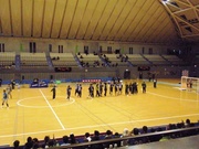 06_湘南選手サポーターにあいさつ.jpg