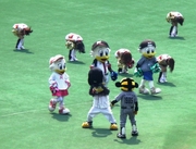 090613_クールが阪神の帽子を.jpg