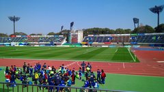 2014-03-16_湘南−札幌、スタジアム入場後選手紹介前 (2).jpg