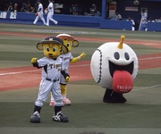 トラッキー&ラッキーとえきべえ2.jpg