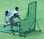 山崎打撃投手.jpg