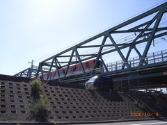 淀川を渡る9300系.jpg